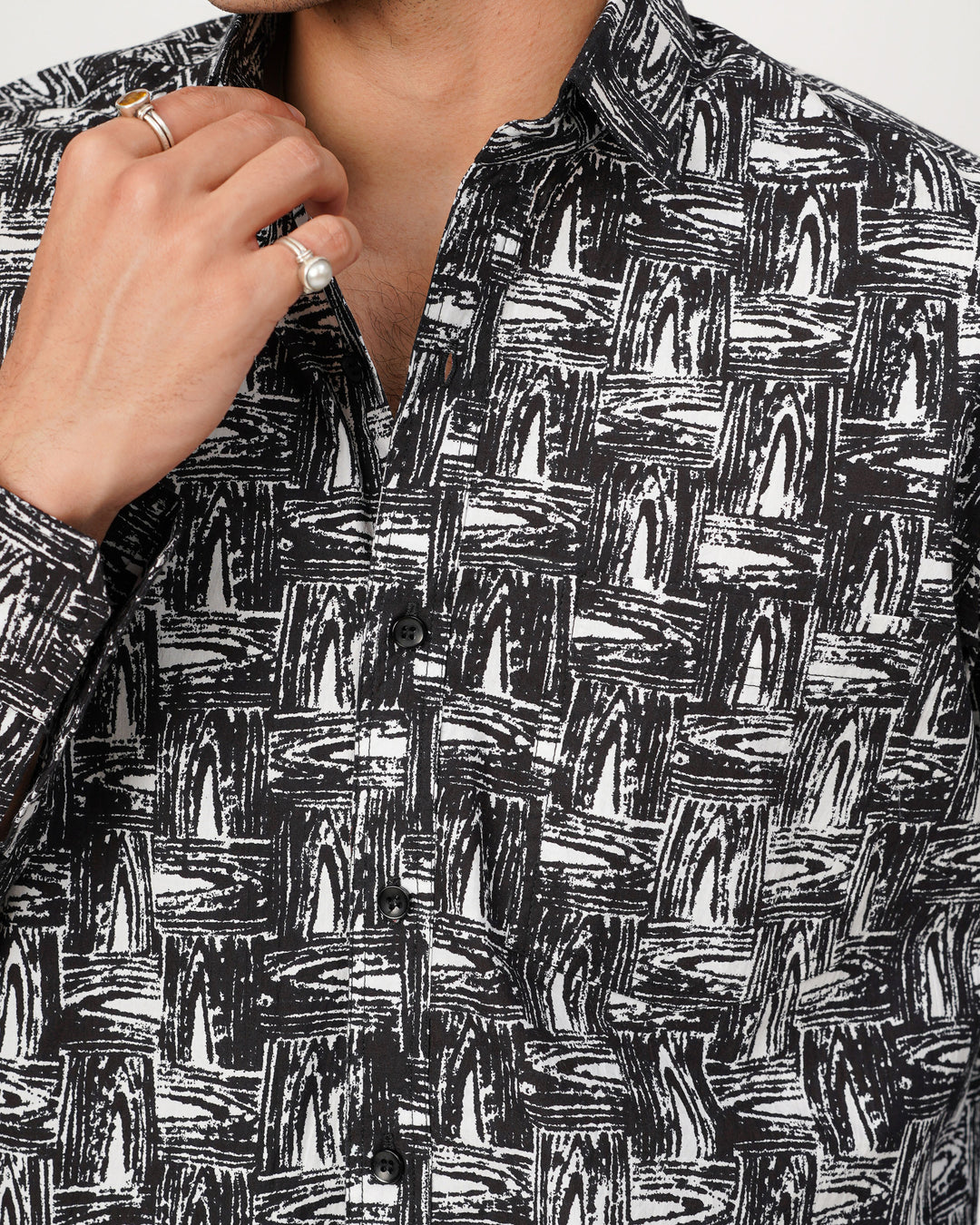 black printed full sleeve shirt for men