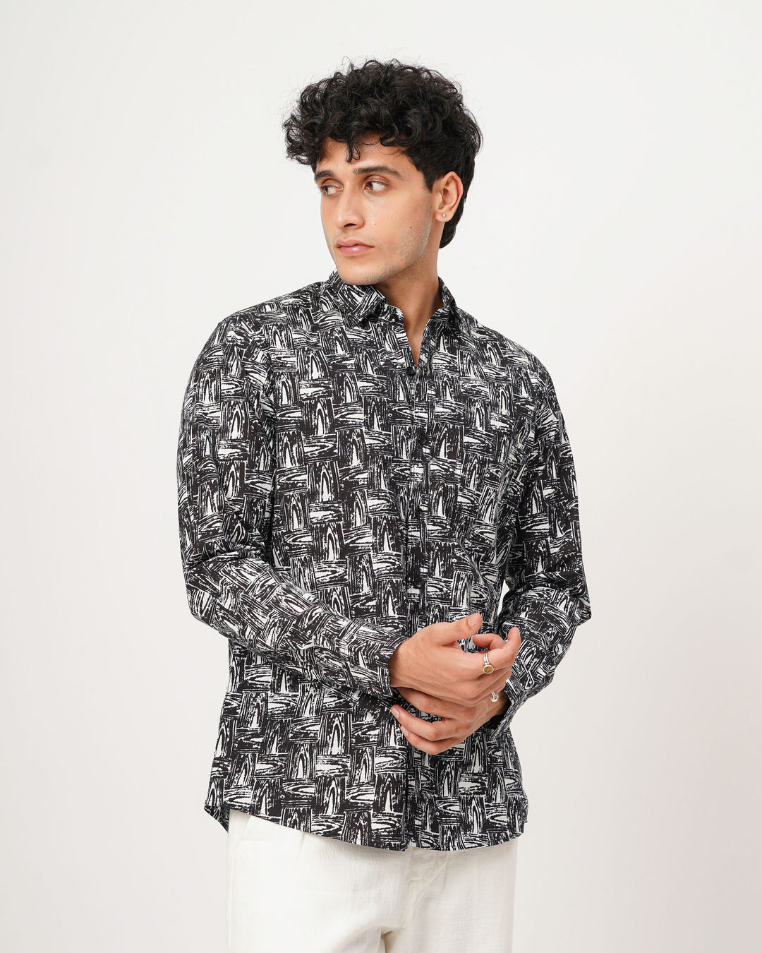 black printed full sleeve shirt for men